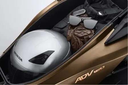 Fitur Bagasi Honda ADV 160
